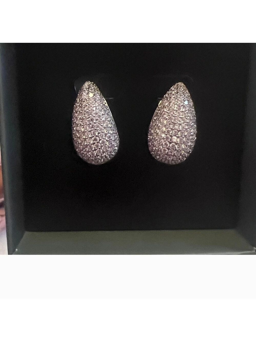 Sunaina Teardrop Earrings Silver - Picture 3 of 5